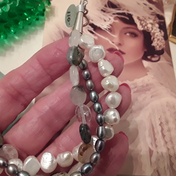 NWTAGS 925 SOLID STERLING TRIPLE STRAND PEARL SET - Picture 3 of 8